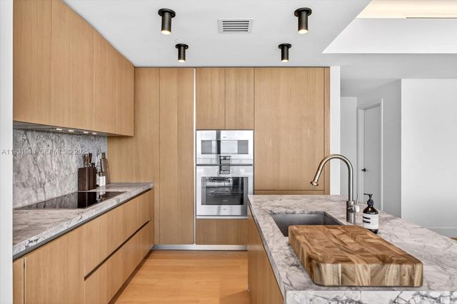 501 West Ave 3405, Miami Beach, FL 33139