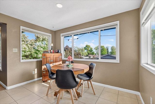 2573 Eaton Drive, Medford, OR 97504