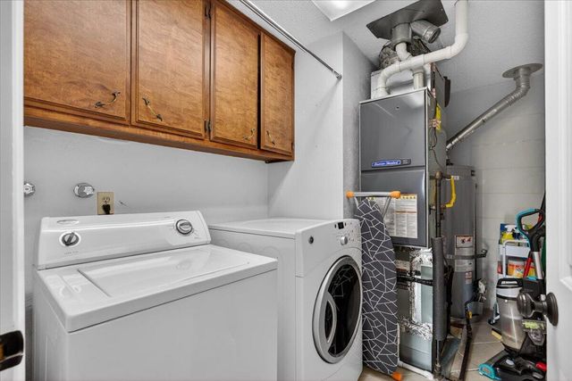 2573 Eaton Drive, Medford, OR 97504