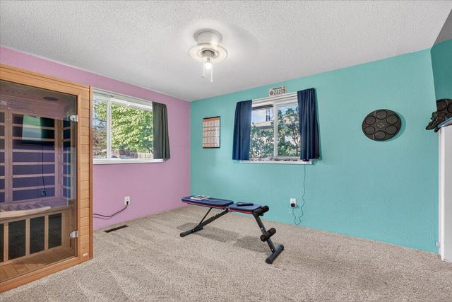 2573 Eaton Drive, Medford, OR 97504