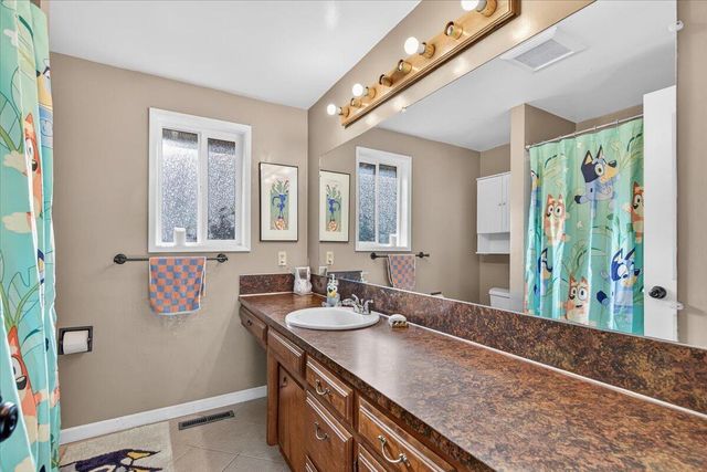 2573 Eaton Drive, Medford, OR 97504