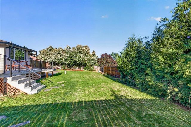 2573 Eaton Drive, Medford, OR 97504