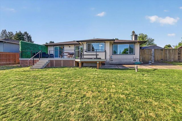 2573 Eaton Drive, Medford, OR 97504