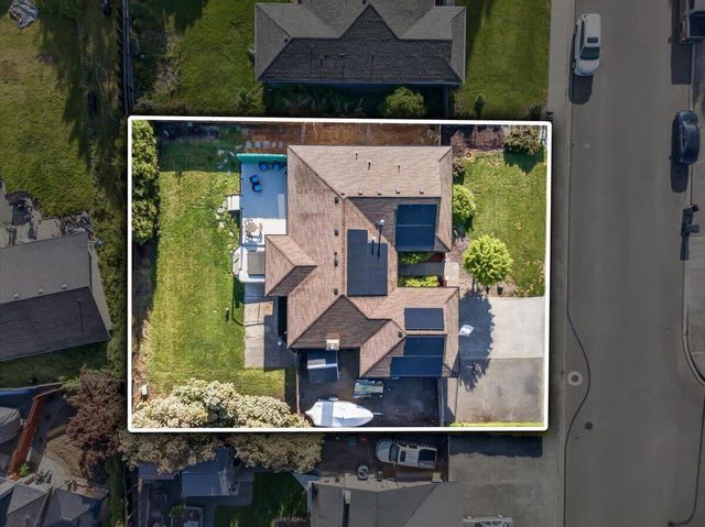 2573 Eaton Drive, Medford, OR 97504