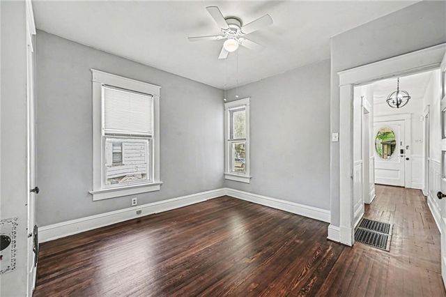 4136 Holly Street, Kansas City, MO 64111