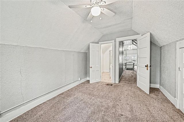 4136 Holly Street, Kansas City, MO 64111