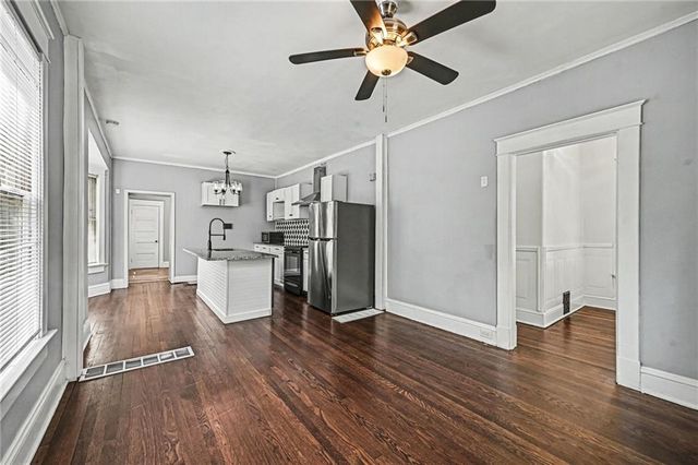 4136 Holly Street, Kansas City, MO 64111
