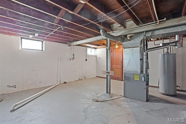 8234 Airport Road, St Louis, MO 63134