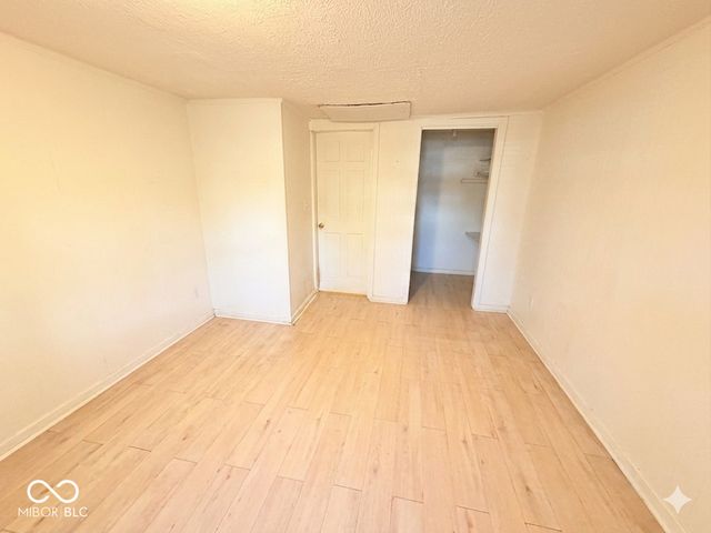 2754 S Lyons Avenue, Indianapolis, IN 46241