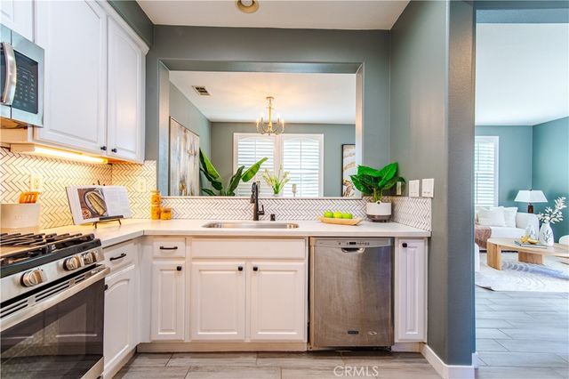 21 Thorp, Ladera Ranch, CA 92694