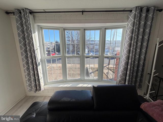 10916 MODENA PL, Philadelphia, PA 19154