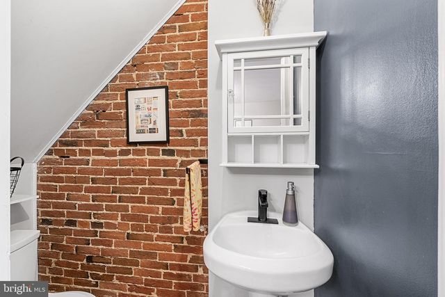 1838 GOUGH ST, Baltimore, MD 21231