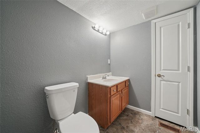 4271 Old Road, De Soto, MO 63020