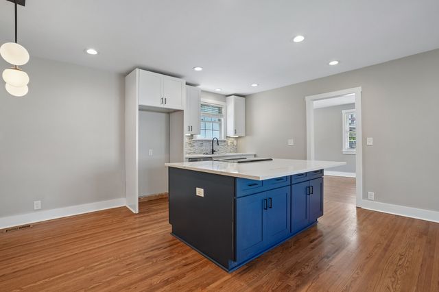 1523A Dugger Dr, Nashville, TN 37206