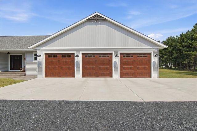 11140 40th Avenue, Chippewa Falls, WI 54729