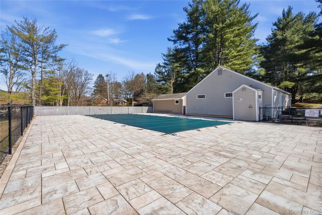 1003 Holly Stream Court 1003, Brewster, NY 10509
