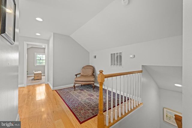 505 PARKVIEW DR, Wynnewood, PA 19096