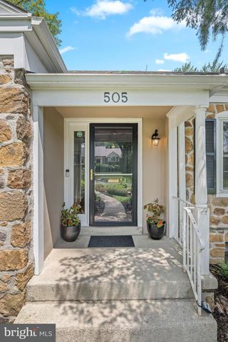 505 PARKVIEW DR, Wynnewood, PA 19096