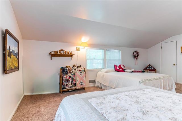 7225 Booth Street, Prairie Village, KS 66208