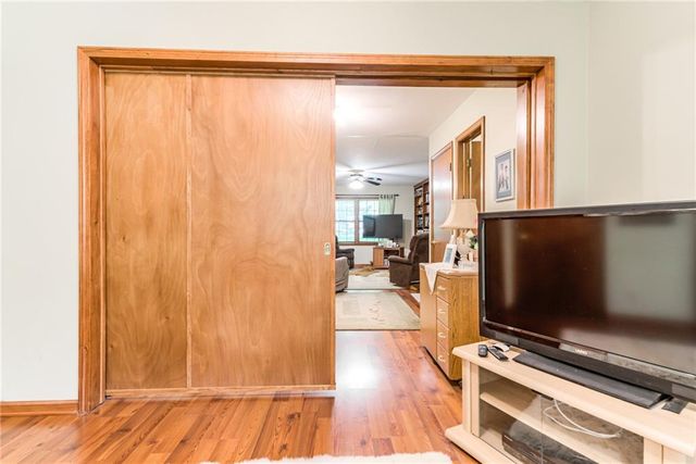 7225 Booth Street, Prairie Village, KS 66208