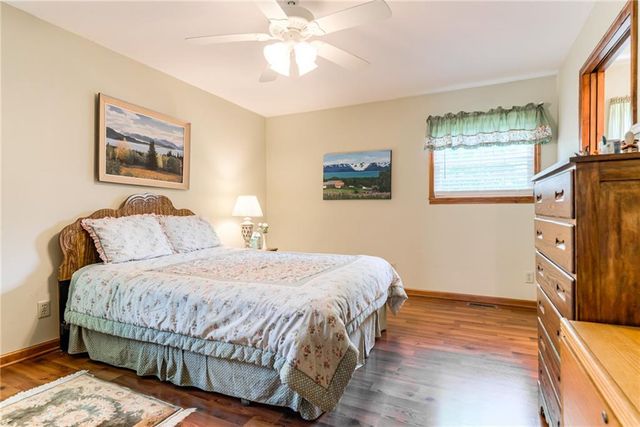 7225 Booth Street, Prairie Village, KS 66208