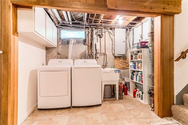7225 Booth Street, Prairie Village, KS 66208