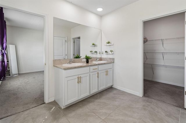 2814 COMMON FIG RUN, Wesley Chapel, FL 33543