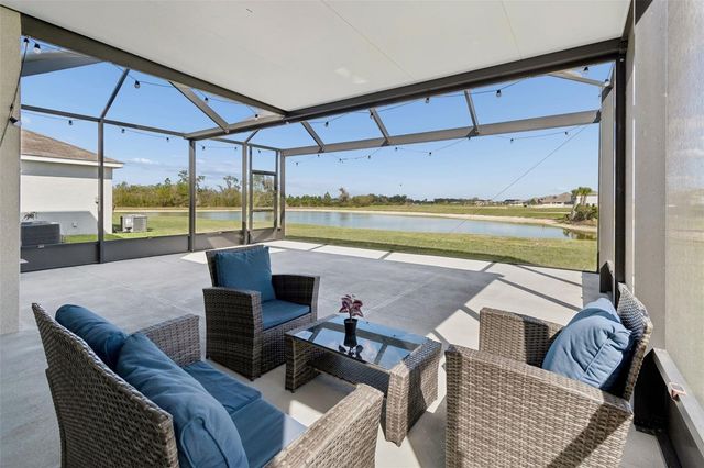 2814 COMMON FIG RUN, Wesley Chapel, FL 33543