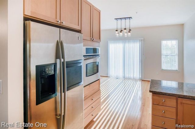536 Graten Street, Birmingham, MI 48009