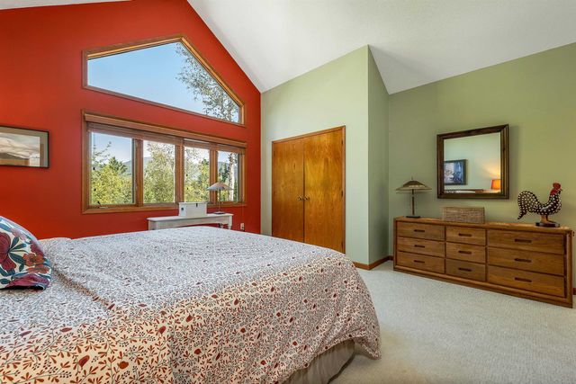 20 Pine Tree Way, Waterville Valley, NH 03215