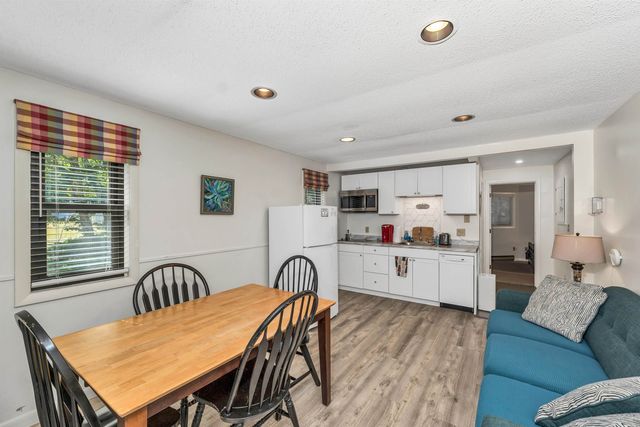 20 Pine Tree Way, Waterville Valley, NH 03215