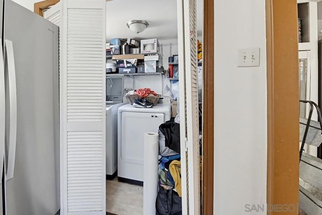 121 S Stephanie Lane, El Cajon, CA 92019