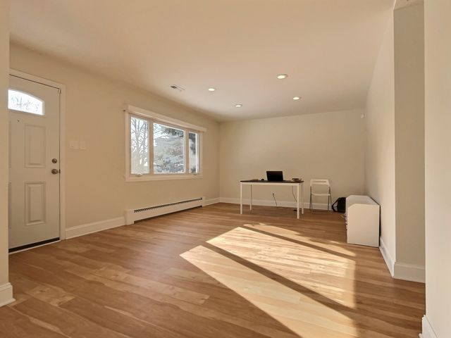 2946 Knollwood Lane, Glenview, IL 60025