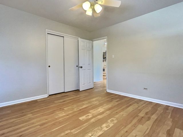 2946 Knollwood Lane, Glenview, IL 60025