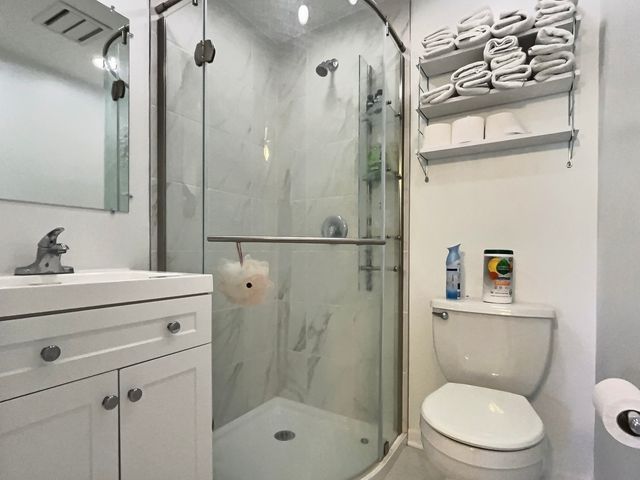 2946 Knollwood Lane, Glenview, IL 60025