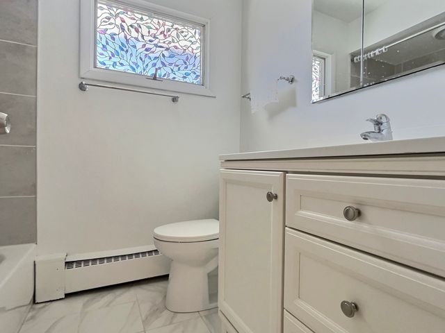 2946 Knollwood Lane, Glenview, IL 60025