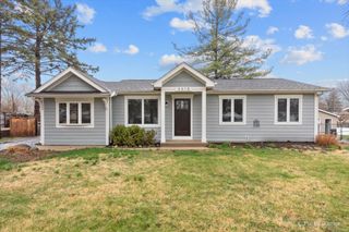 4418 Hickorynut Drive, Mchenry, IL 60051