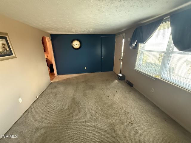 425 Kingsley Avenue, Kingsport, TN 37660