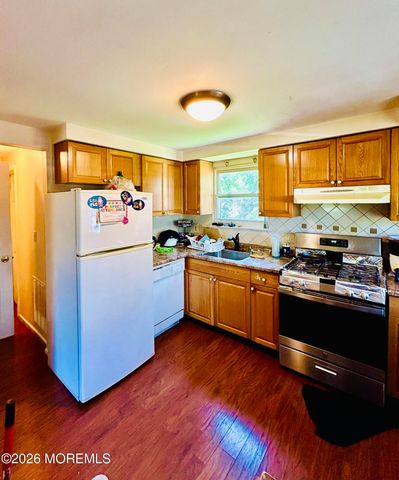 83 Barkalow Avenue, Freehold, NJ 07728