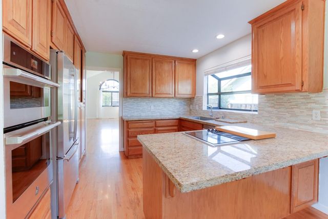350 Tina Drive, Hollister, CA 95023