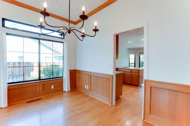 350 Tina Drive, Hollister, CA 95023