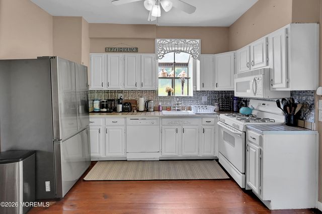 75 Portland Road, Highlands, NJ 07732