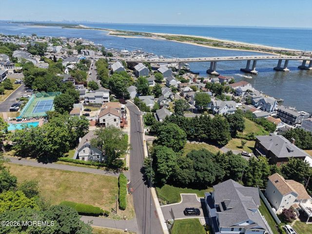 75 Portland Road, Highlands, NJ 07732