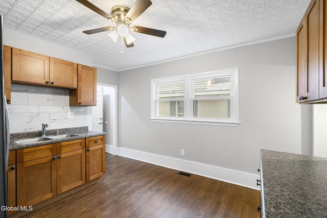 1331 Hodgson Street, Schenectady, NY 12303