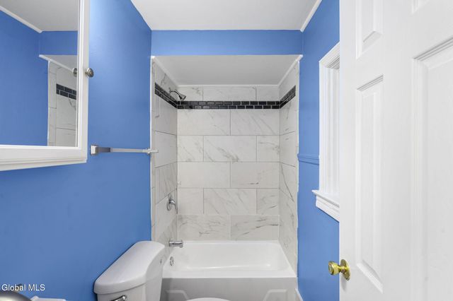 1331 Hodgson Street, Schenectady, NY 12303