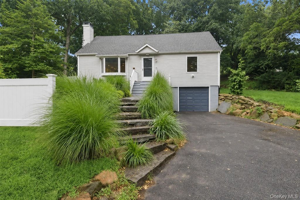 2639 N Wading River Road, Wading River, NY 11792