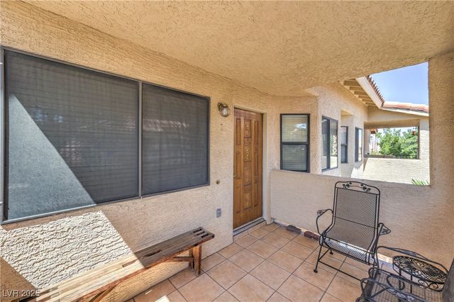 1201 North Buffalo Drive 202, Las Vegas, NV 89128