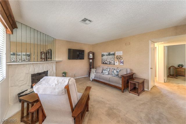 1201 North Buffalo Drive 202, Las Vegas, NV 89128