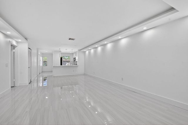 9272 Vista Del Lago 28F, Boca Raton, FL 33428