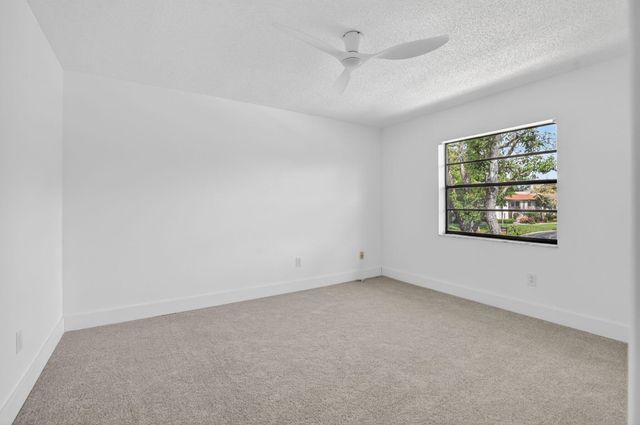 9272 Vista Del Lago 28F, Boca Raton, FL 33428
